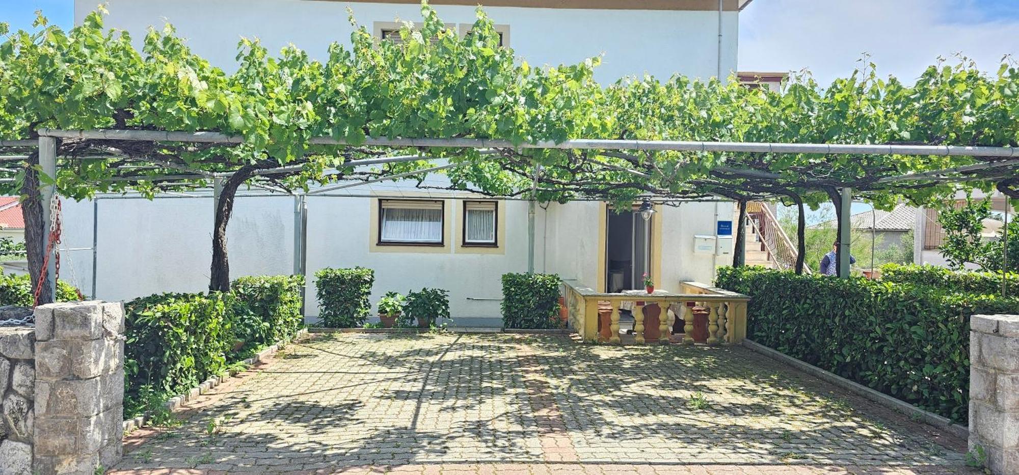 Apartments Rudolf Krk Town Buitenkant foto